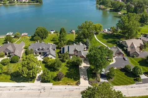 5704 E Fall Creek Parkway North Drive Indianapolis IN 46226
