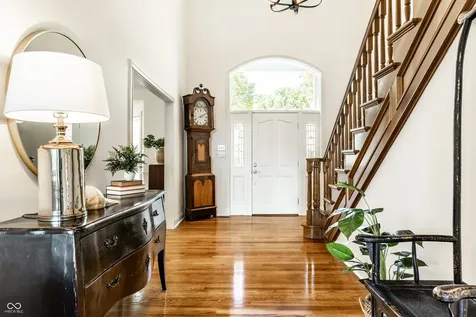 5704 E Fall Creek Parkway North Drive Indianapolis IN 46226