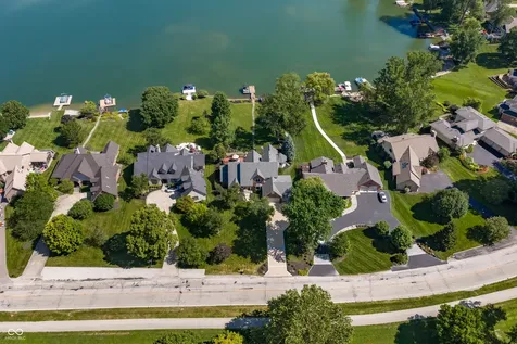 5704 E Fall Creek Parkway North Drive Indianapolis IN 46226