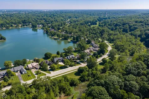 5704 E Fall Creek Parkway North Drive Indianapolis IN 46226