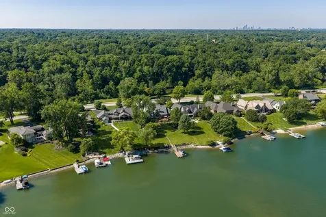 5704 E Fall Creek Parkway North Drive Indianapolis IN 46226