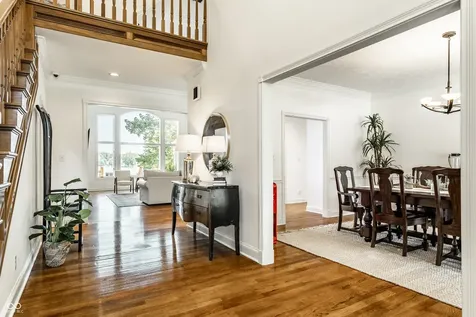 5704 E Fall Creek Parkway North Drive Indianapolis IN 46226