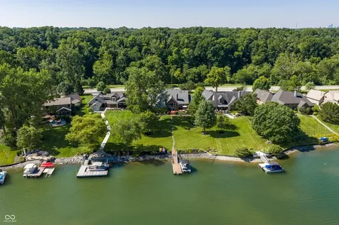 5704 E Fall Creek Parkway North Drive Indianapolis IN 46226
