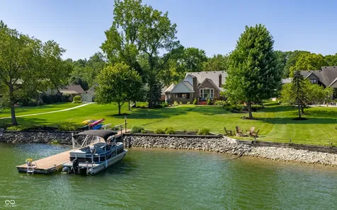 5704 E Fall Creek Parkway North Drive Indianapolis IN 46226