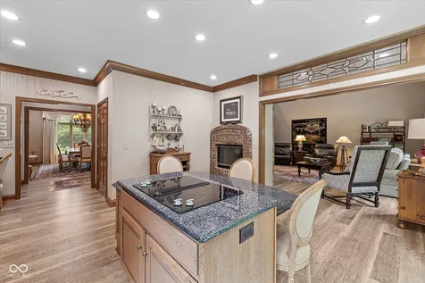 9020 Shetland Lane Indianapolis IN 46278