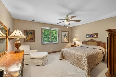9020 Shetland Lane Indianapolis IN 46278