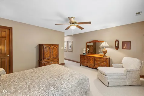 9020 Shetland Lane Indianapolis IN 46278