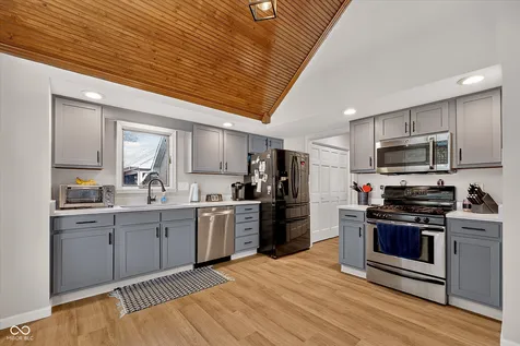 716 Royal Troon Court Avon IN 46123