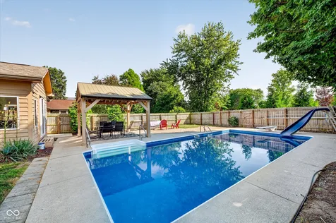 716 Royal Troon Court Avon IN 46123