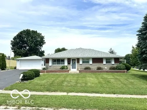 602 Elm Beech Grove IN 46107