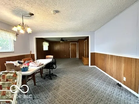 602 Elm Beech Grove IN 46107