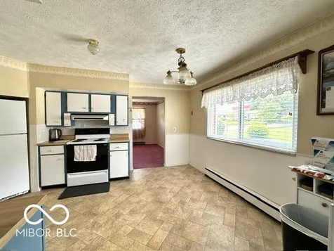 602 Elm Beech Grove IN 46107