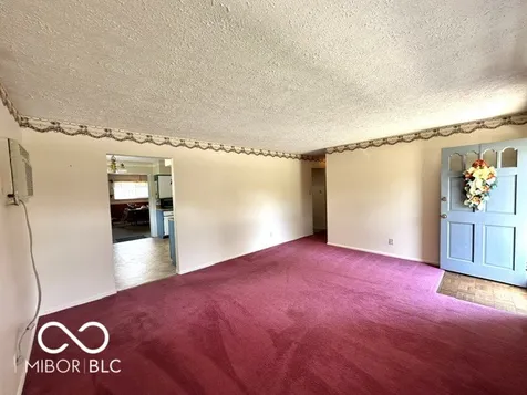 602 Elm Beech Grove IN 46107