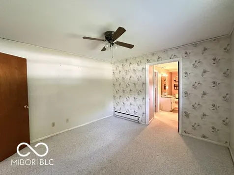 602 Elm Beech Grove IN 46107