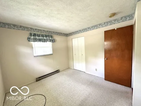 602 Elm Beech Grove IN 46107