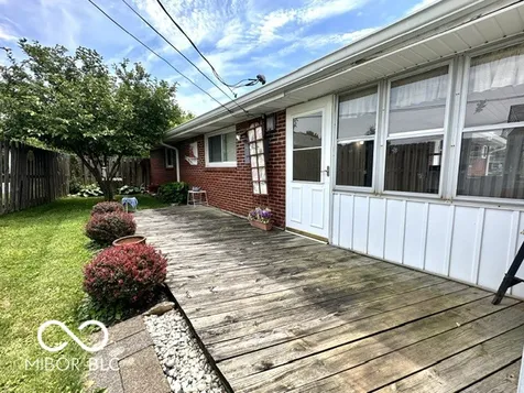 602 Elm Beech Grove IN 46107