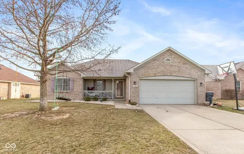 377 Savannah Drive Greenwood IN 46142