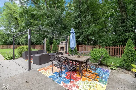 8889 Cholla Road Indianapolis IN 46240