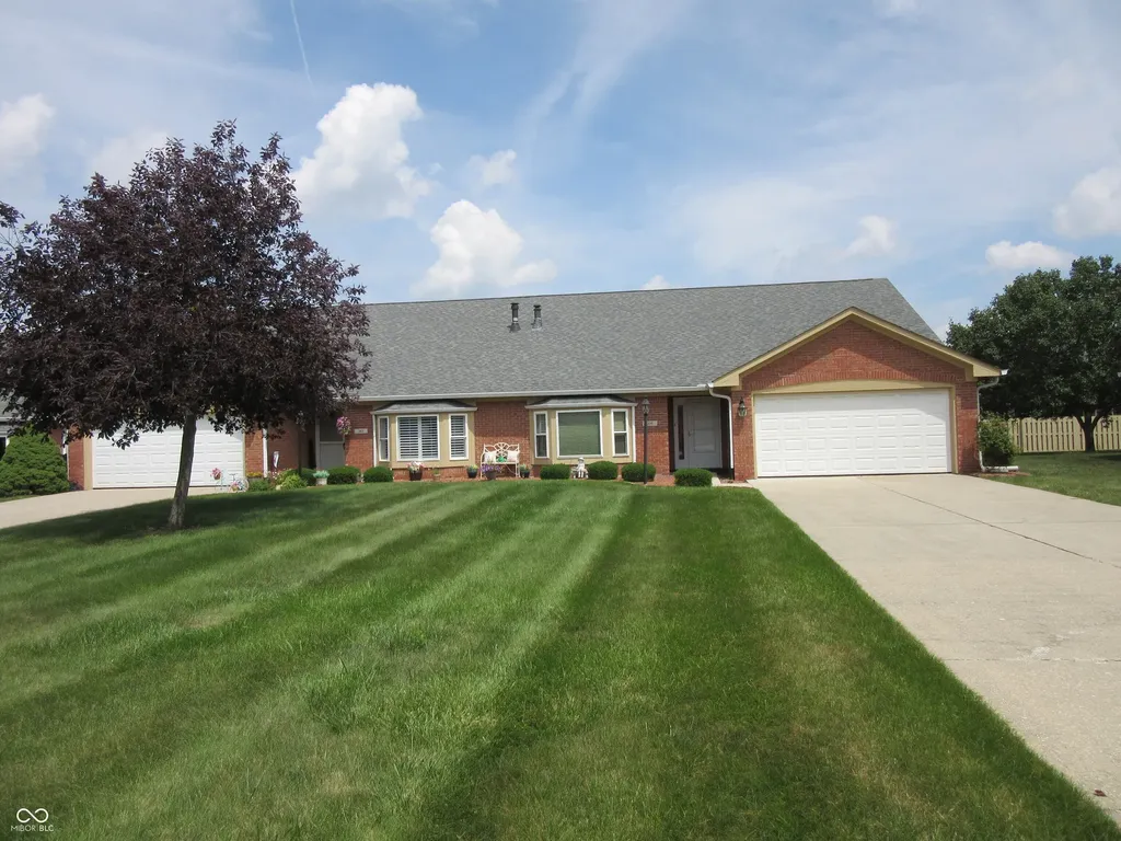 339 Lakewood Court Avon IN 46123
