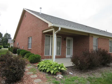 339 Lakewood Court Avon IN 46123