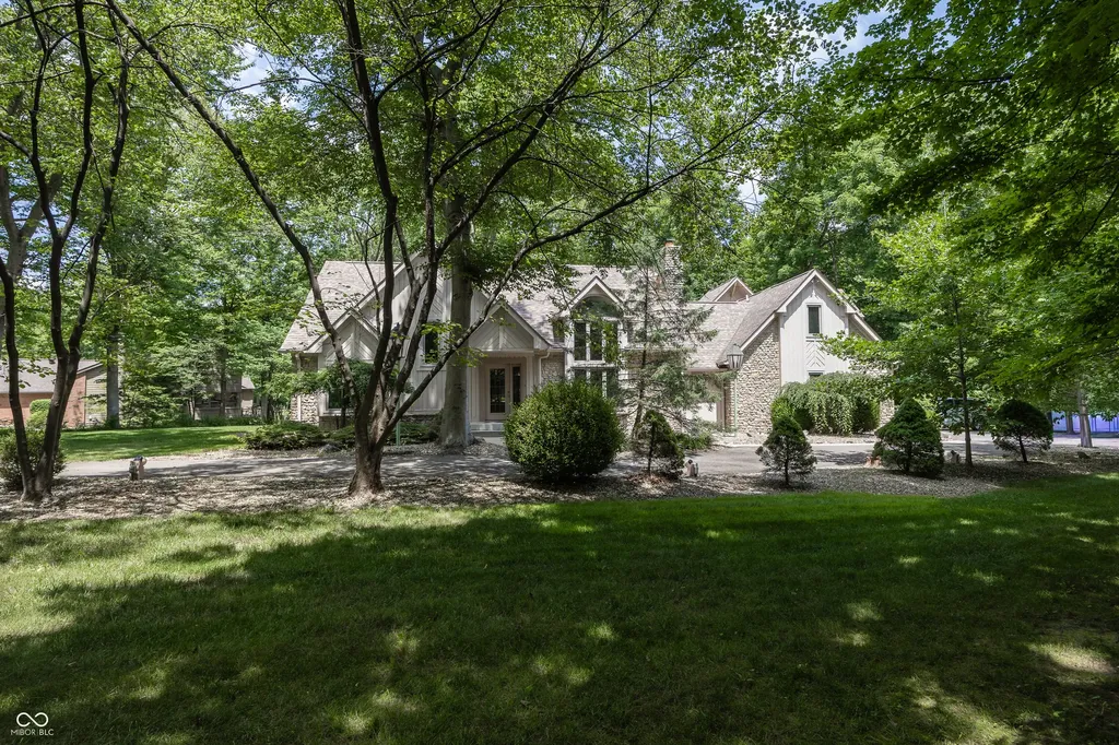 108 Pinehurst Fishers IN 46037