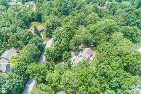 108 Pinehurst Fishers IN 46037