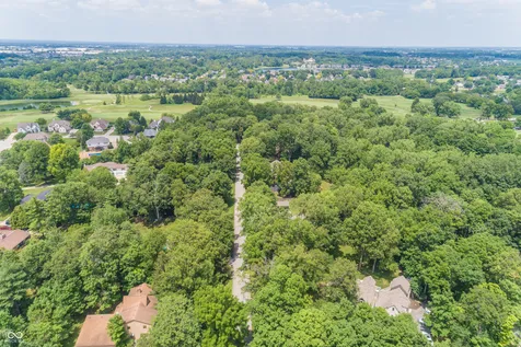 108 Pinehurst Fishers IN 46037