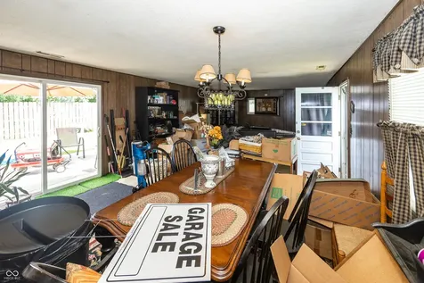 16 Allen Lane Greenfield IN 46140