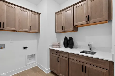 2356 Red Squirrel Way Zionsville IN 46077