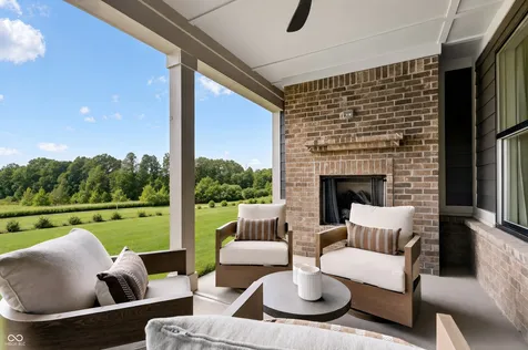 2356 Red Squirrel Way Zionsville IN 46077