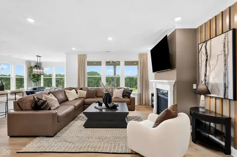 2356 Red Squirrel Way Zionsville IN 46077