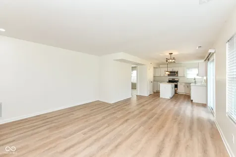 6338 Creekview Lane Fishers IN 46038