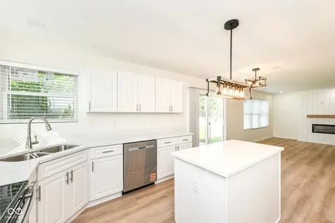 6338 Creekview Lane Fishers IN 46038