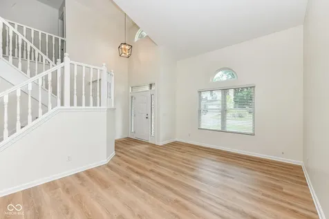 6338 Creekview Lane Fishers IN 46038
