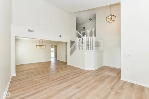 6338 Creekview Lane Fishers IN 46038
