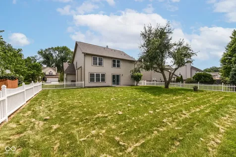 6338 Creekview Lane Fishers IN 46038