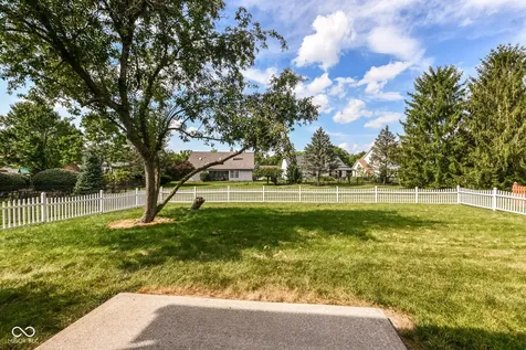 6338 Creekview Lane Fishers IN 46038