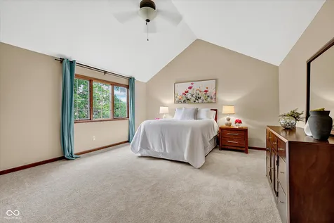 4574 Bayberry Lane Zionsville IN 46077