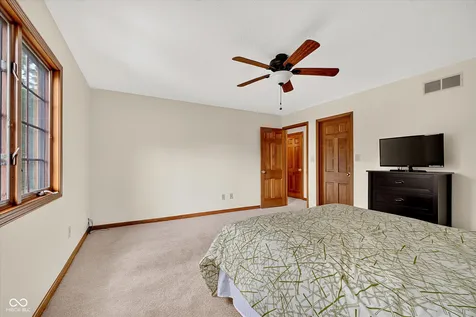 4574 Bayberry Lane Zionsville IN 46077