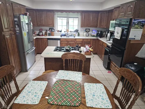 105 W County Road 900 N Lizton IN 46149