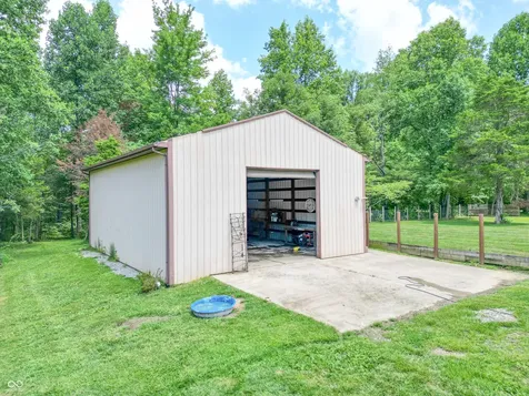 13001 W Old Nashville Road Columbus IN 47201