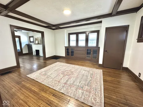 1128 E 35th Street Indianapolis IN 46205