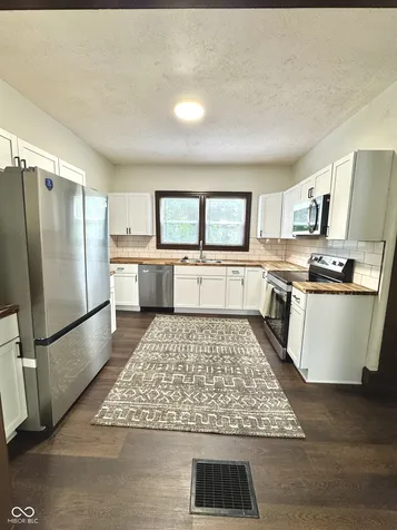 1128 E 35th Street Indianapolis IN 46205