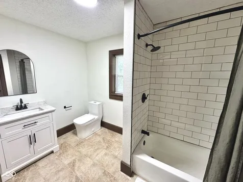 1128 E 35th Street Indianapolis IN 46205