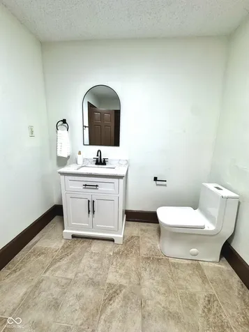 1128 E 35th Street Indianapolis IN 46205
