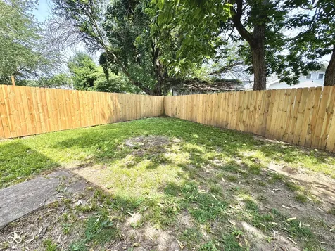 1128 E 35th Street Indianapolis IN 46205