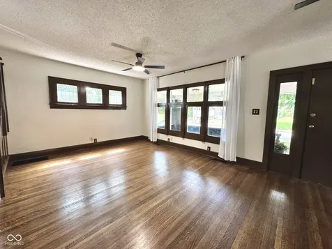 1128 E 35th Street Indianapolis IN 46205