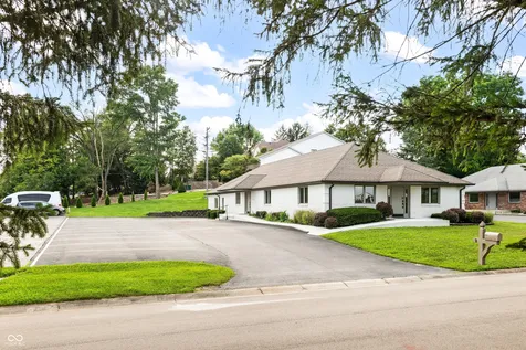 130 Fairway Lakes Drive Franklin IN 46131