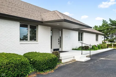 130 Fairway Lakes Drive Franklin IN 46131
