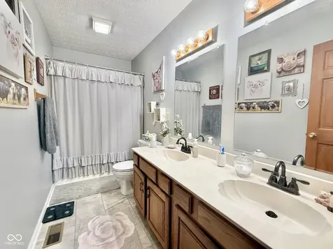 426 Overlook Trail Plainfield IN 46168